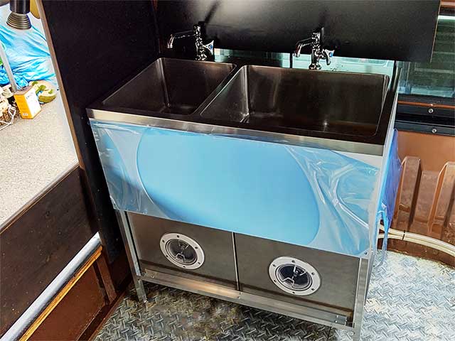 香那ホールセール様キッチンカー 2槽シンク