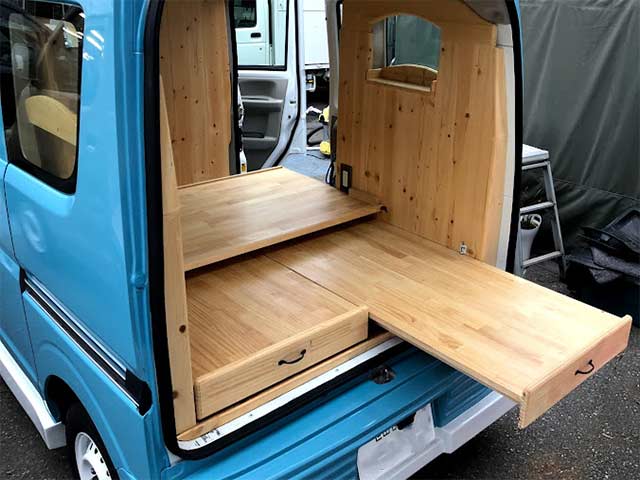 林様移動販売車 作業用引出し