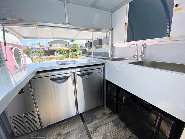 熊田様キッチンカー 車両内部