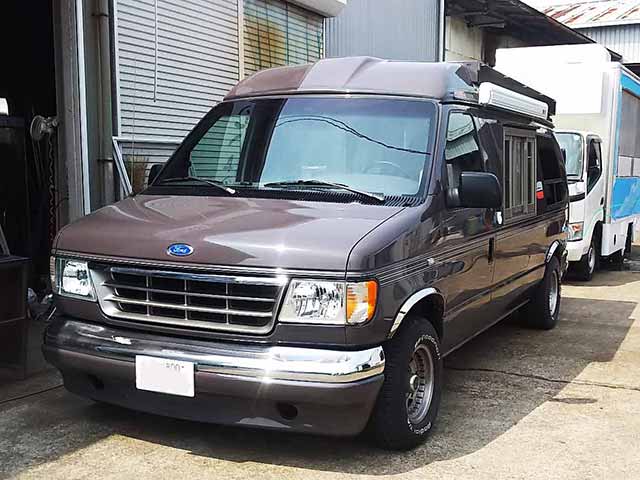 移動販売事業者様キッチンカー 前面