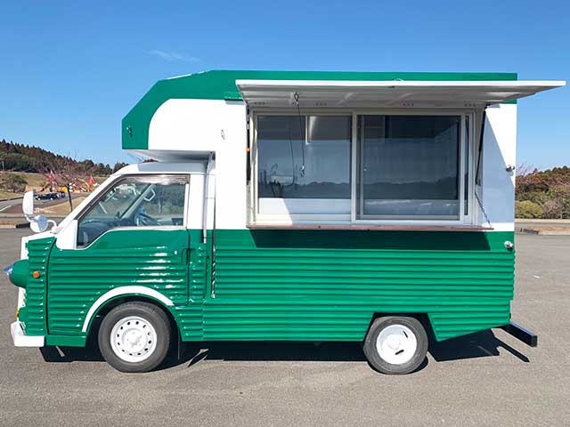Bakery Tonnon様キッチンカー 販売面
