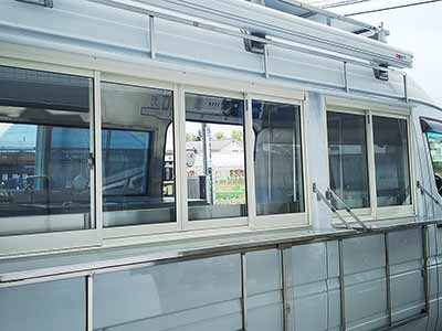 ベンツ3号のギャラリー画像 1枚目 販売面カウンター