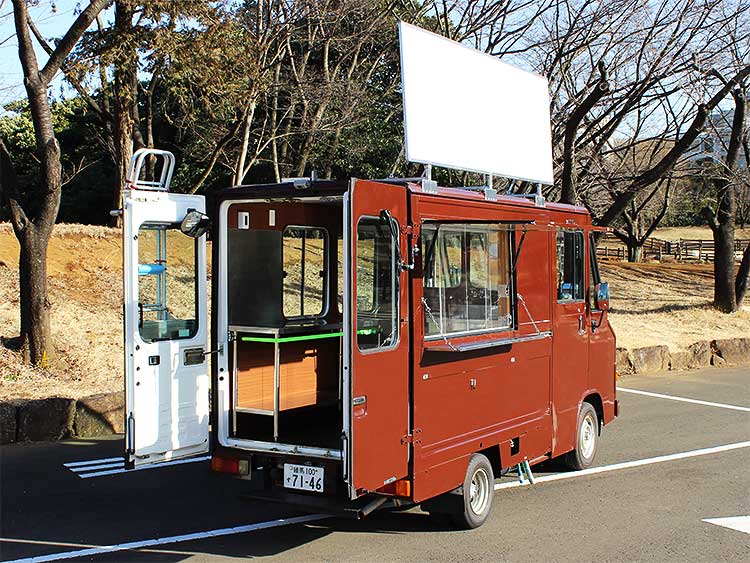 レンタルキッチンカー クイック1号 イベント企画 鶴金社中