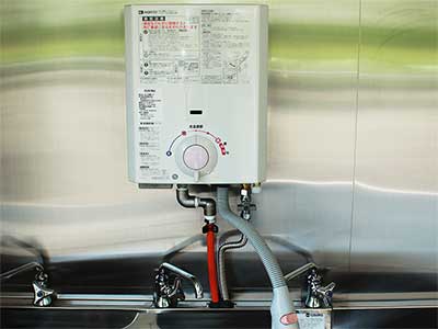  ガス湯沸かし器 