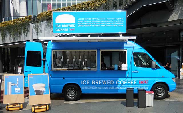 キッチンカーラッピング例